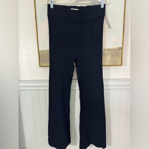 BAGATELLE Navy Blue Ribbed Knit Sweater Pants Size Medium - Picture 5 of 9